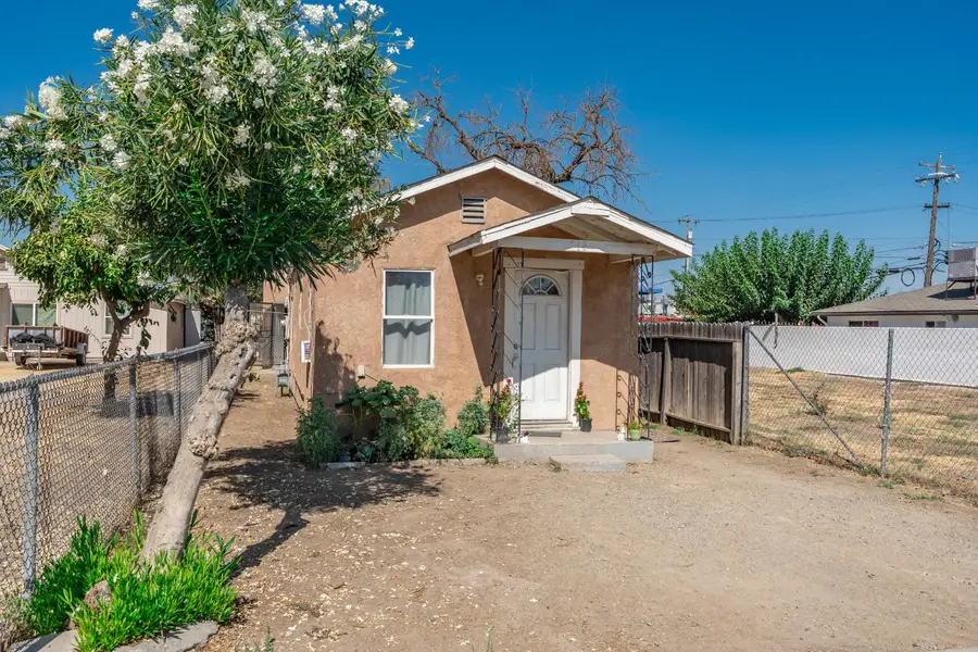 718 Nebraska Avenue, Madera, CA 93638 - #3