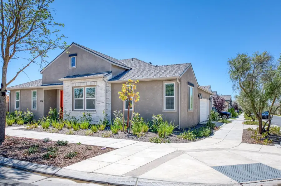 734 Josephine, Madera, CA 93636 - #2