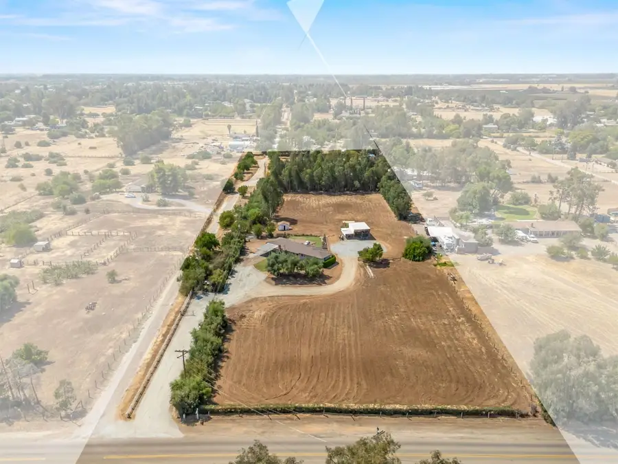 10401 E Bullard Avenue, Clovis, CA 93619 - #2