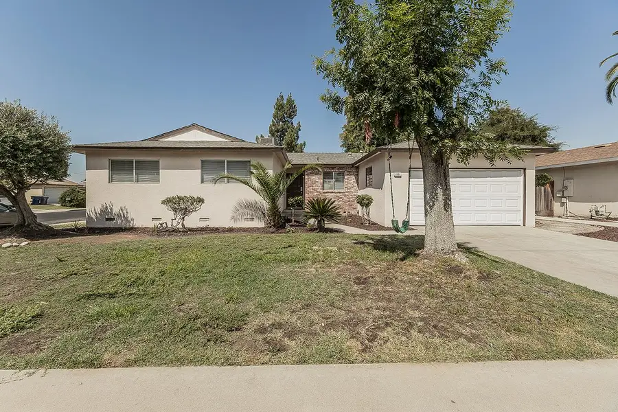 2652 Purdue, Clovis, CA 93611 - #2