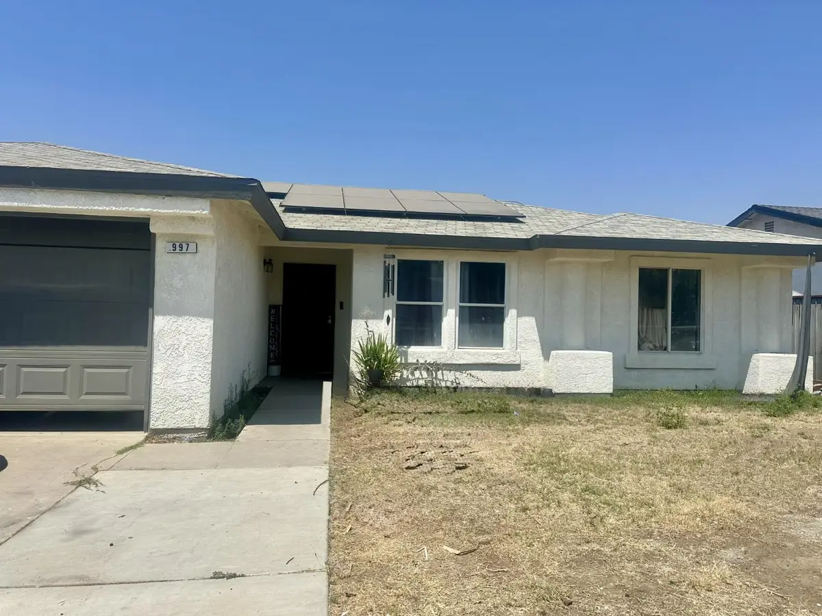 997 E Jolson Avenue, Fresno, CA 93706 - #1
