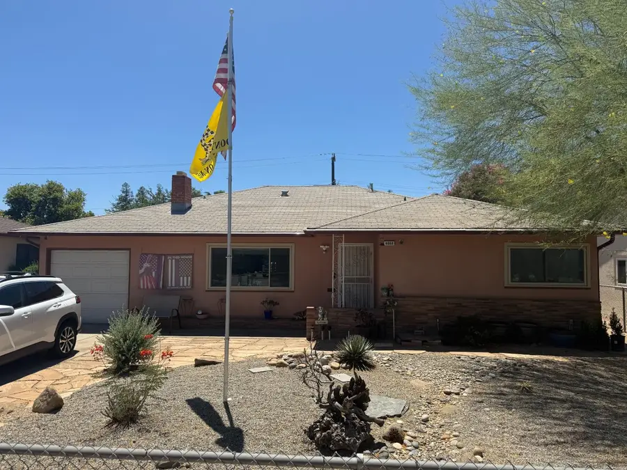 4668 E Terrace Avenue, Fresno, CA 93703 - #2