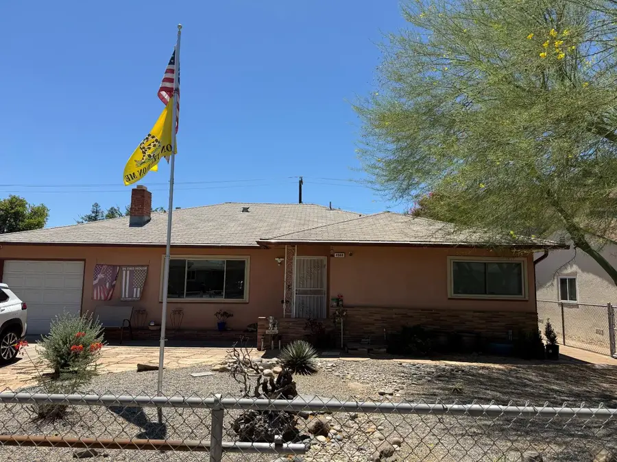 4668 E Terrace Avenue, Fresno, CA 93703 - #3