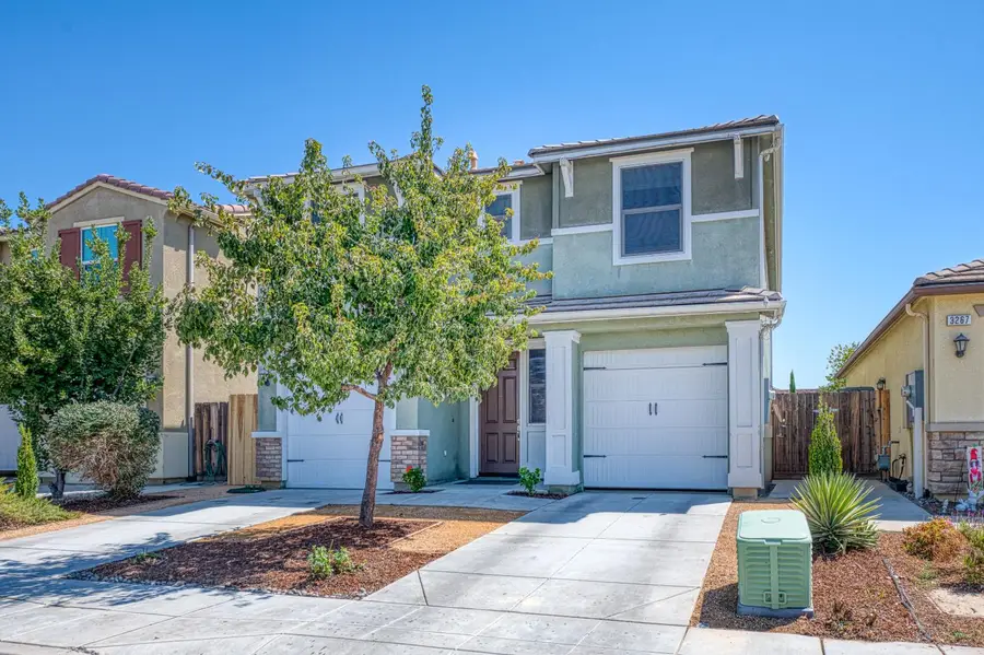 3257 Descanso, Clovis, CA 93619 - #3