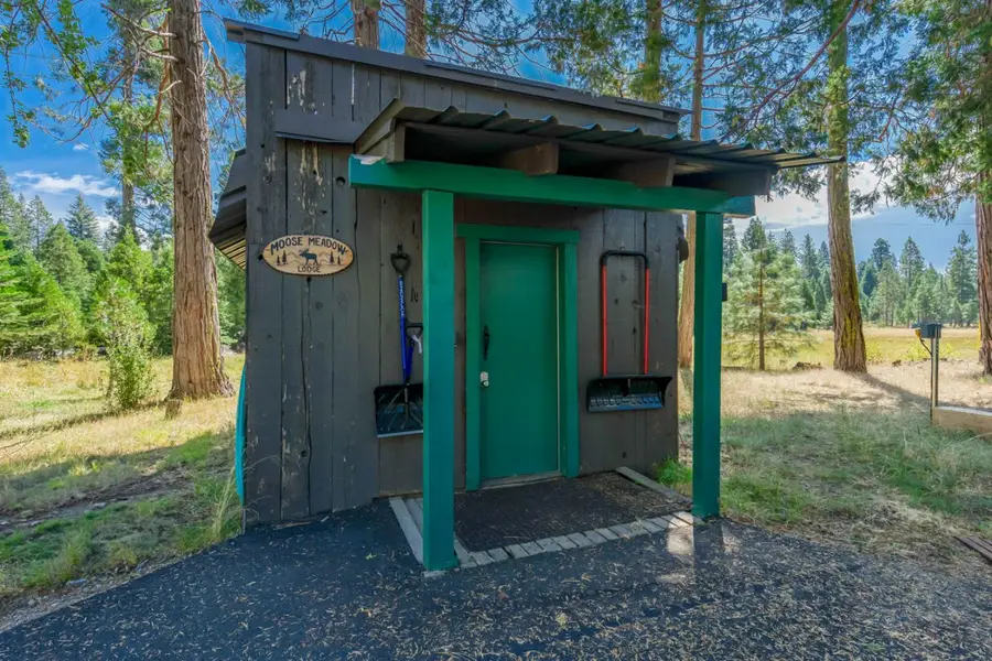 41621 Dinkey Creek Road, Shaver Lake, CA 93664 - #2