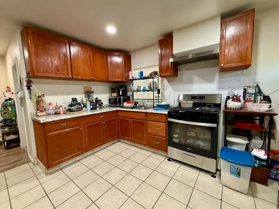 1118 N Augusta Street, Fresno, CA 93701 - #3