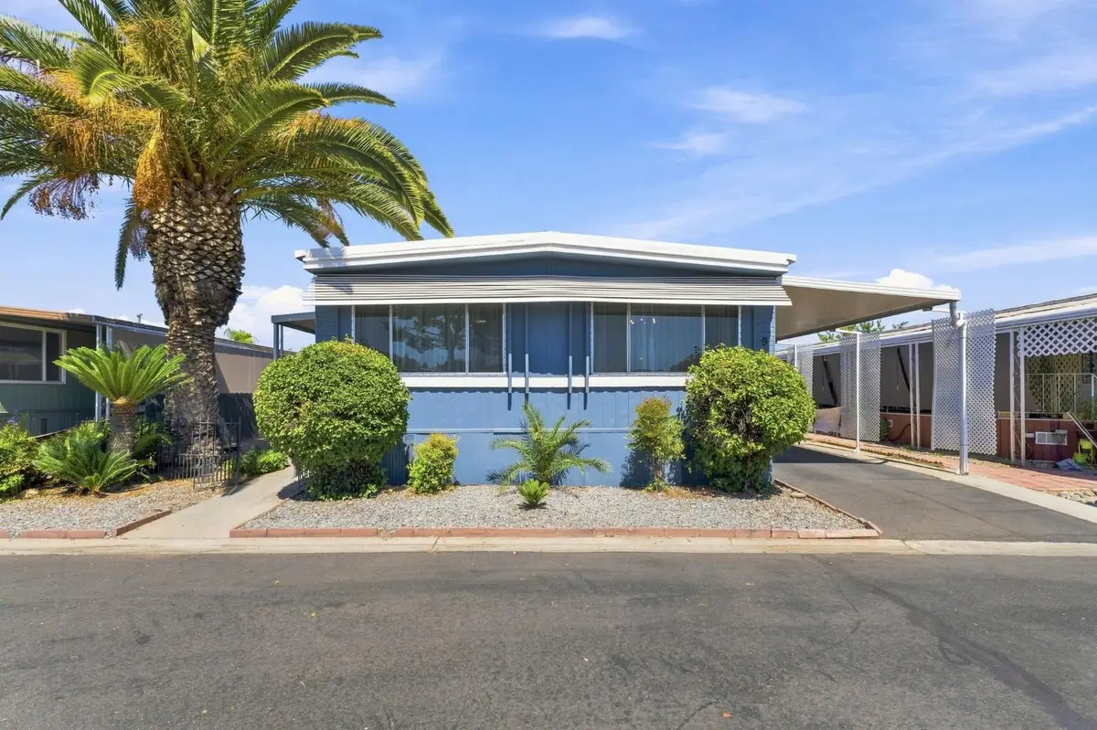 221 W Herndon Avenue #9, Pinedale, CA 93650 - #1