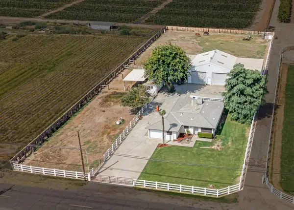 4621 S Walnut Avenue, Fresno, CA 93706