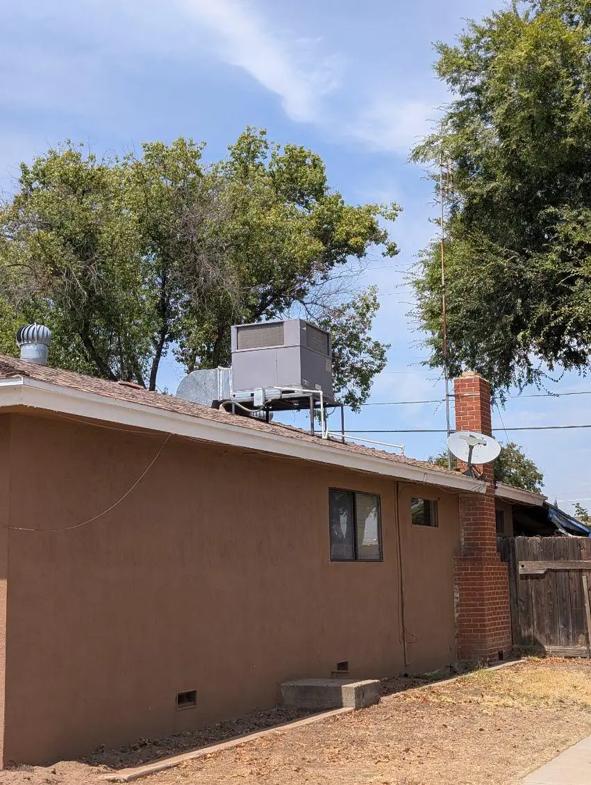 4895 E Oslin Avenue, Fresno, CA 93727 - #3