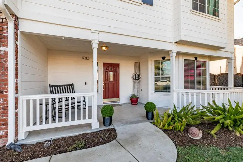 2757 E Jon Drive, Fresno, CA 93720 - #3