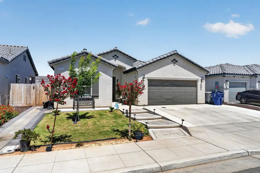 897 Gunnison Drive, Madera, CA 93638 - #2