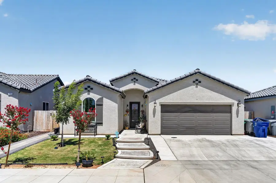 897 Gunnison Drive, Madera, CA 93638 - #3
