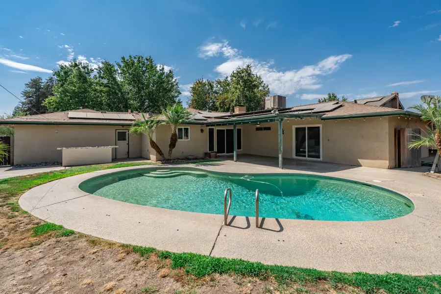 421 Shannon Avenue, Madera, CA 93637 - #2