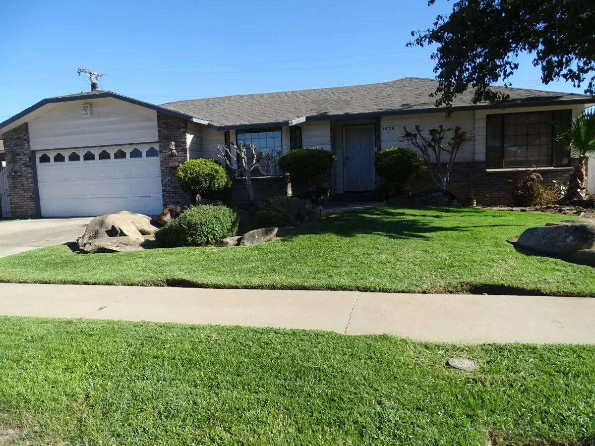 1425 Flint Way, Fresno, CA 93705 - #1