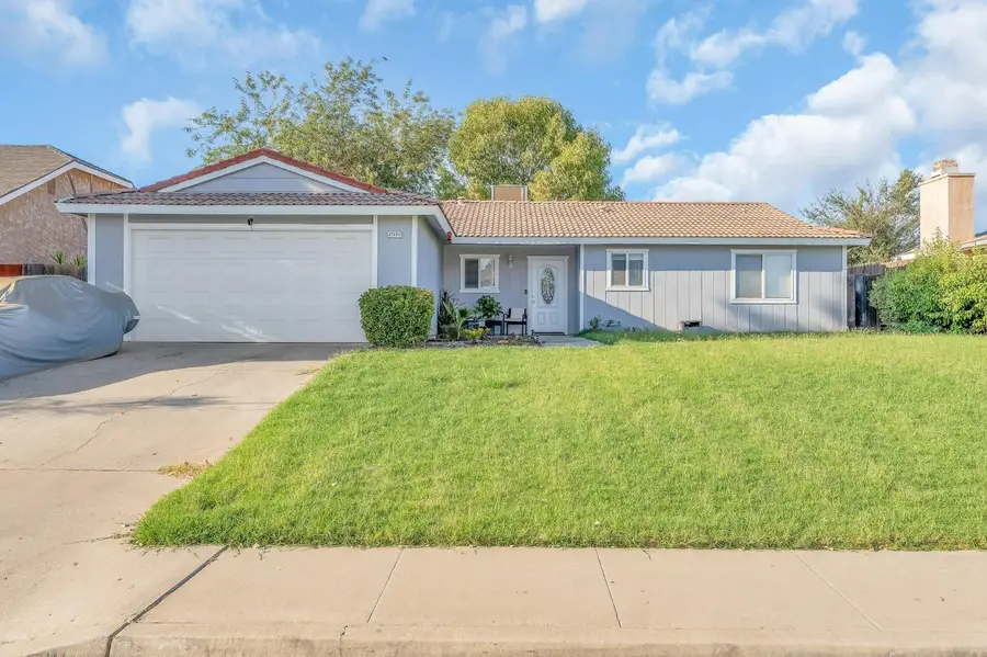 27141 San Jose Avenue, Madera, CA 93637 - #2