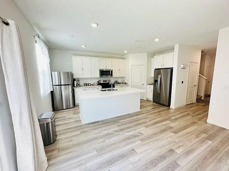 6317 W Willis Avenue, Fresno, CA 93723 - #2