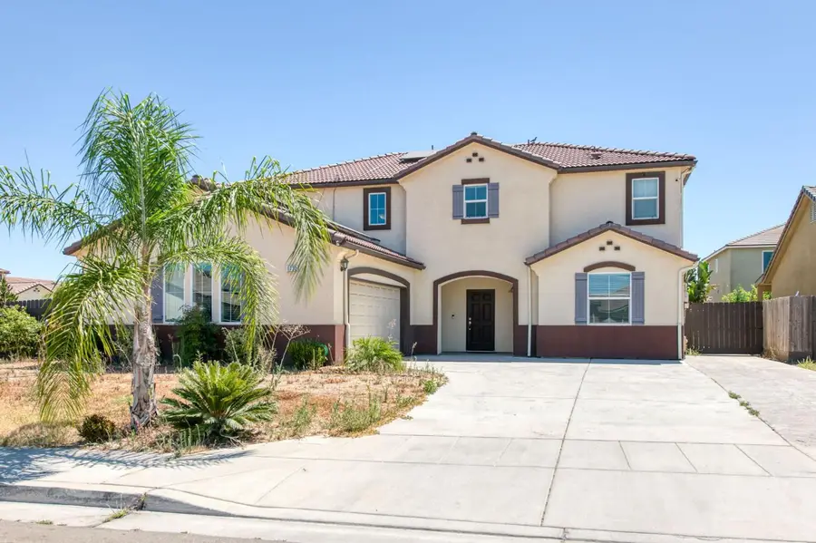 1732 Cleveland Street, Selma, CA 93662 - #2