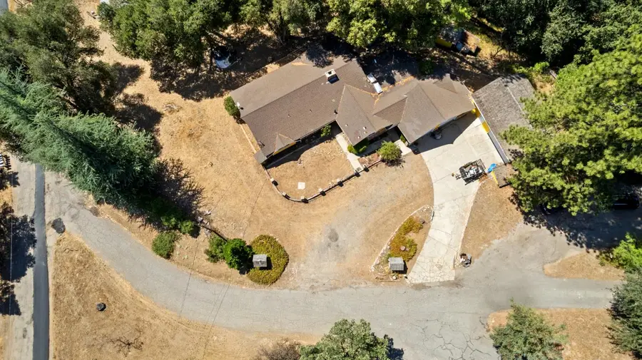 51711 S Ponderosa Way, Oakhurst, CA 93644 - #3