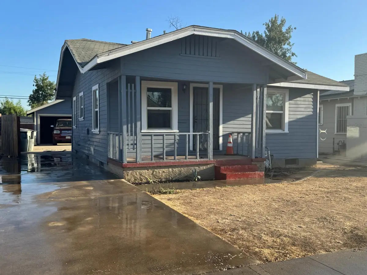 575 W Weldon Avenue, Fresno, CA 93705 - #1