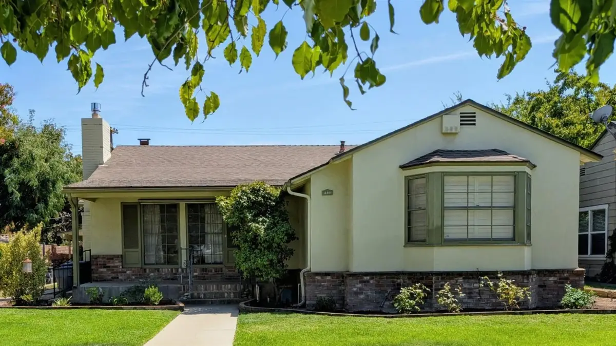 238 W Brown Avenue, Fresno, CA 93704 - #1