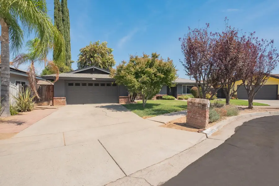 6310 N Bergeron Avenue, Fresno, CA 93704 - #2