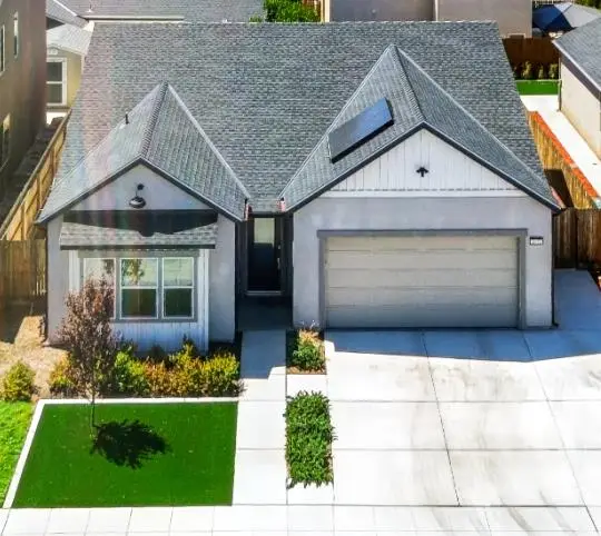2642 Highland Avenue, Clovis, CA 93619 - #2