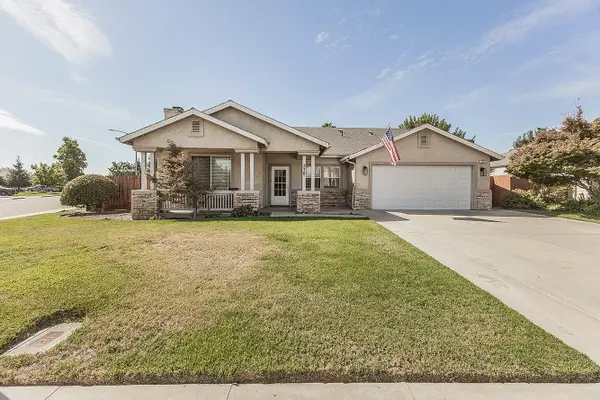 376 W Orange Street, Kingsburg, CA 93631