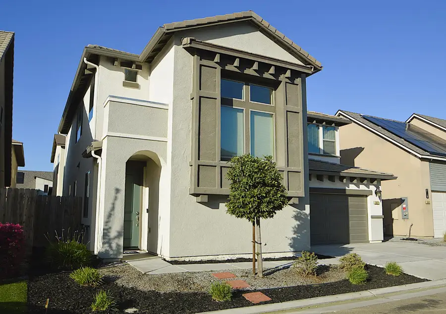 3412 W Venice, Visalia, CA 93277 - #3