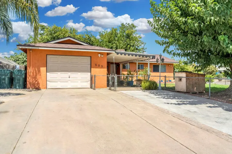 605 Stanley Street, Exeter, CA 93221 - #2