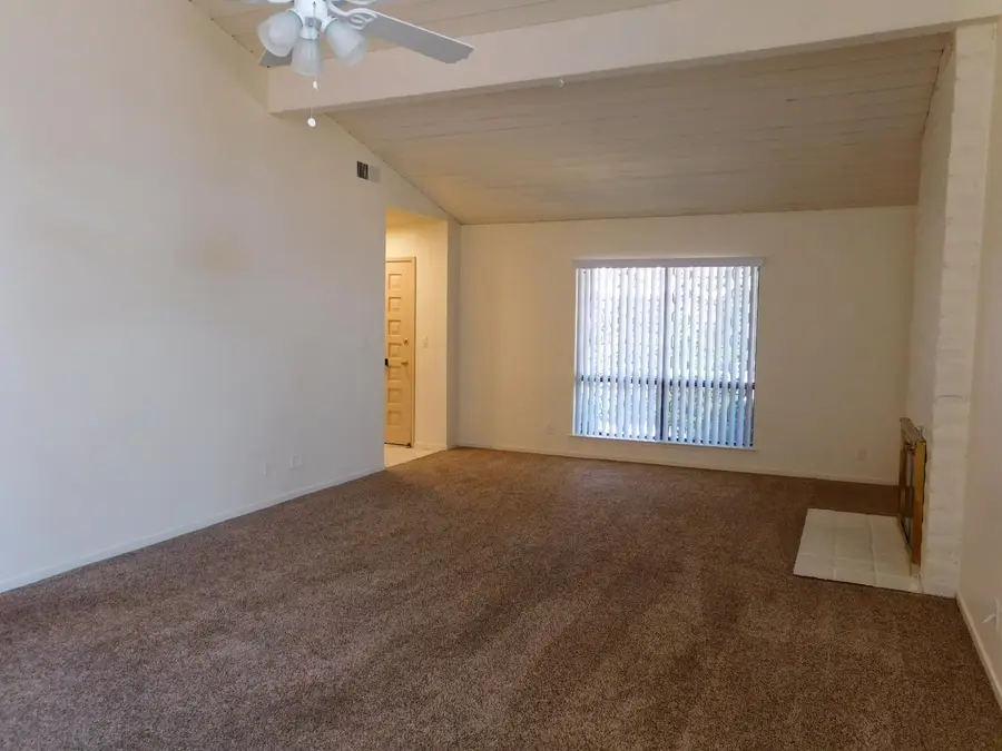 5068 N Wishon Avenue #E, Fresno, CA 93704 - #2