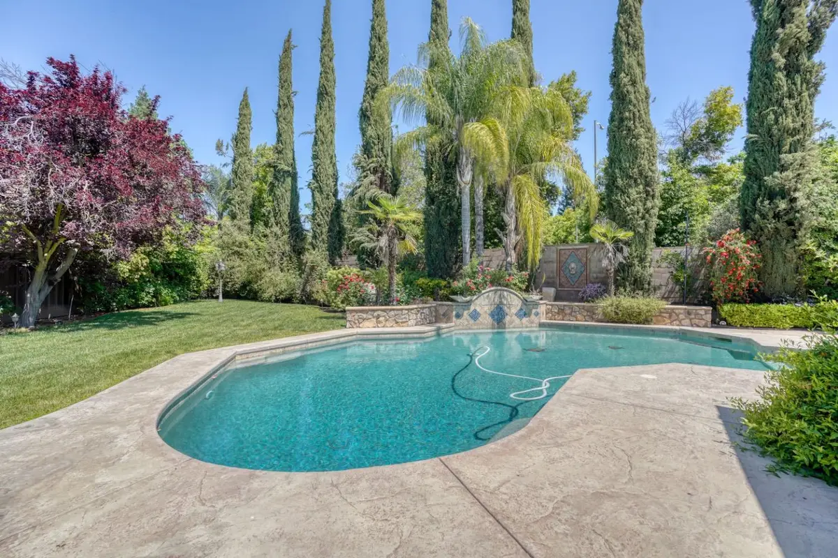 1165 N Fairfax Avenue, Clovis, CA 93611 - #1