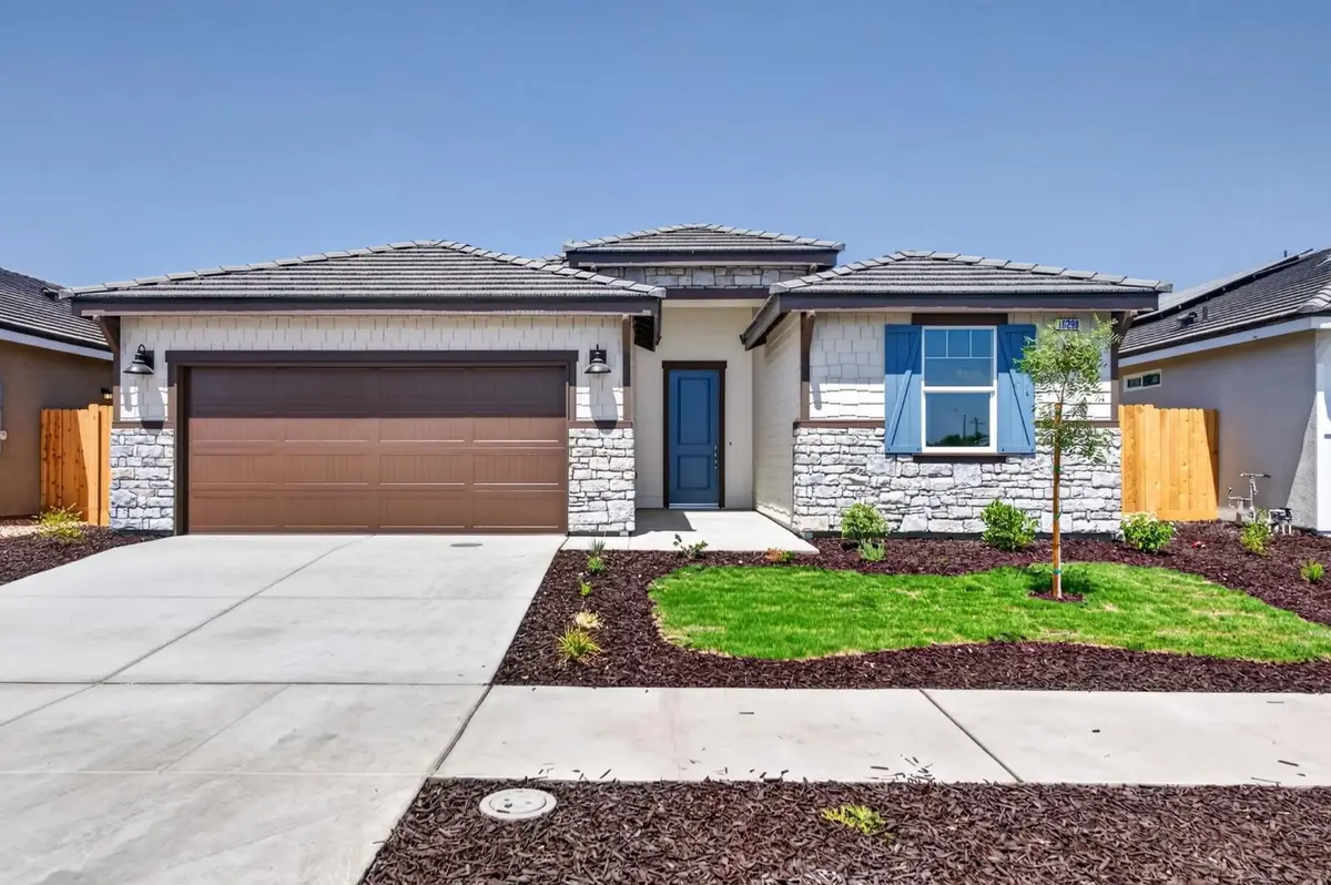 16298 W David Avenue, Kerman, CA 93630 - #1