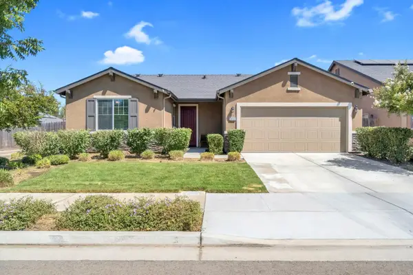 2493 Lindquist Street, Kingsburg, CA 93631