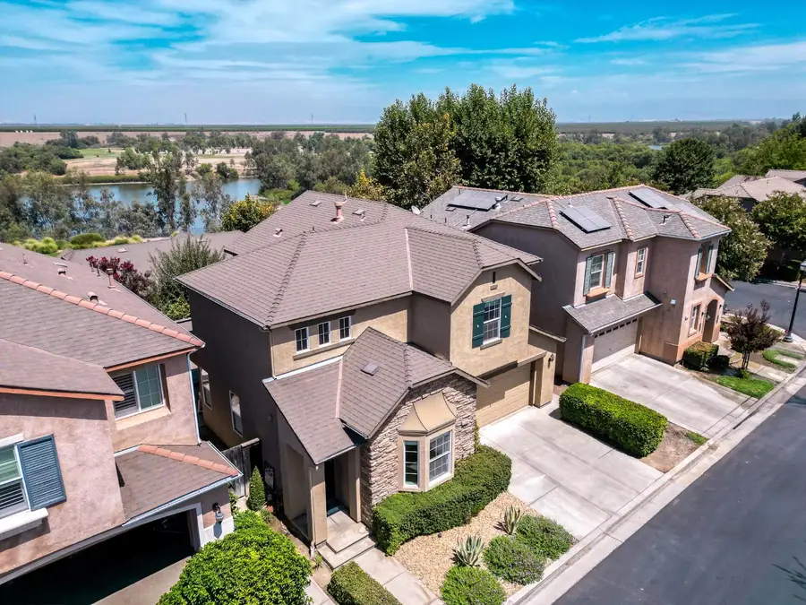 5284 W King Fisher Lane, Fresno, CA 93722 - #2