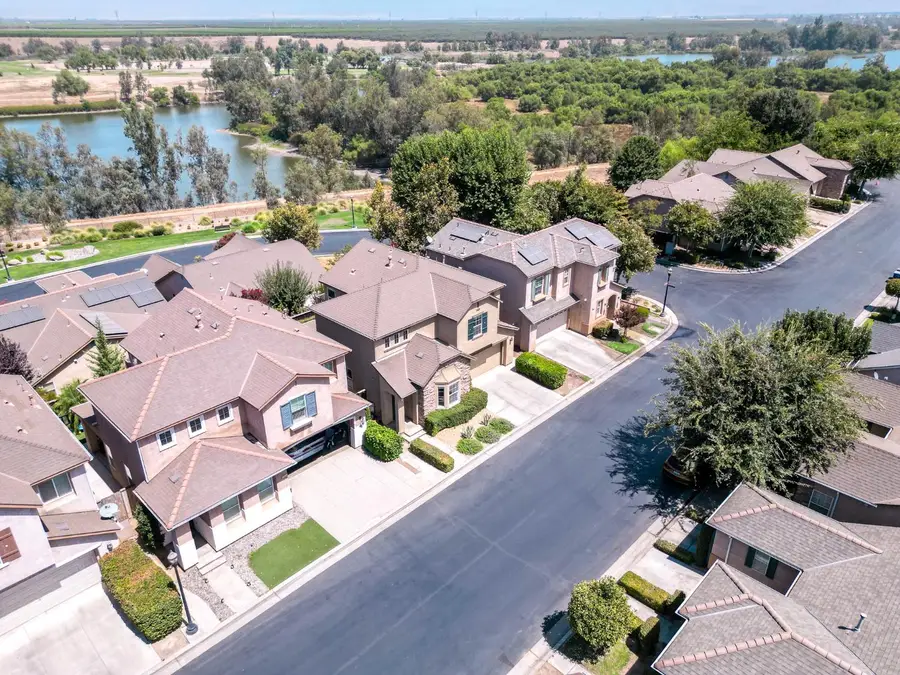 5284 W King Fisher Lane, Fresno, CA 93722 - #3