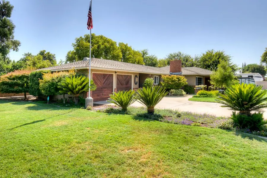 5394 Easterby Drive N, Fresno, CA 93727 - #2