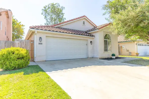 950 Laguna Drive, Lemoore, CA 93245
