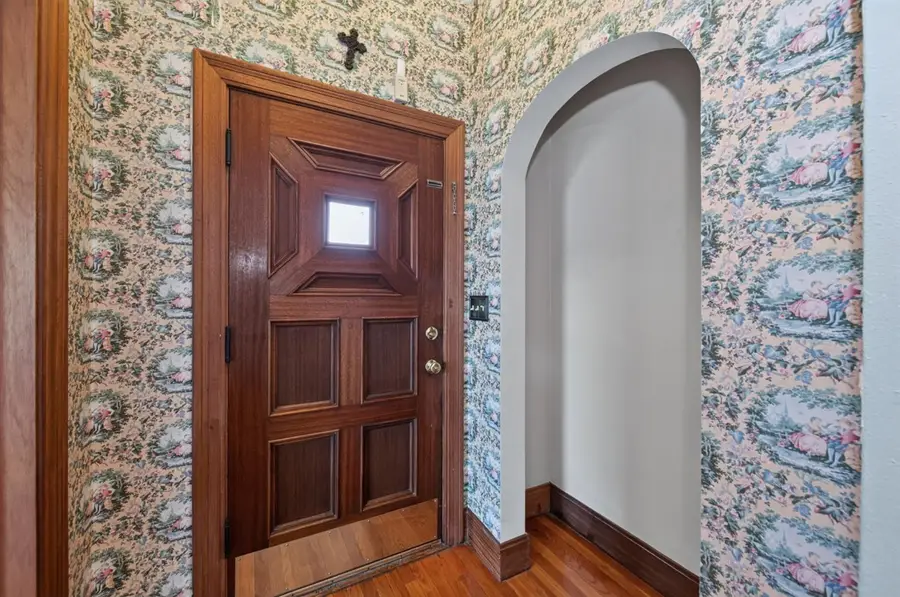 536 E Clinton Avenue, Fresno, CA 93704 - #2
