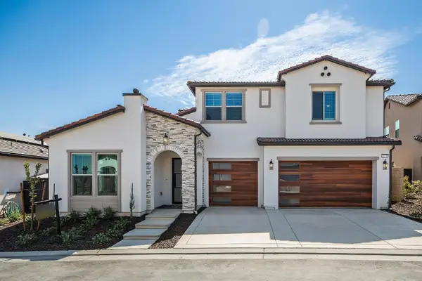 11170 N Via Ravenna Drive, Fresno, CA 93730