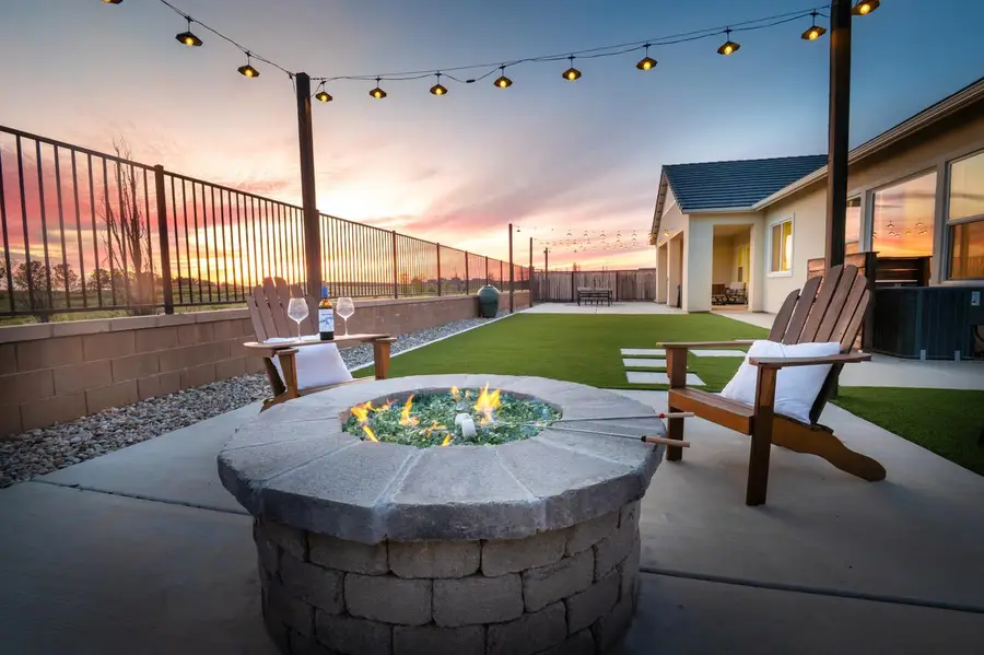 1048 Beaver Pond Loop, Madera, CA 93636 - #3