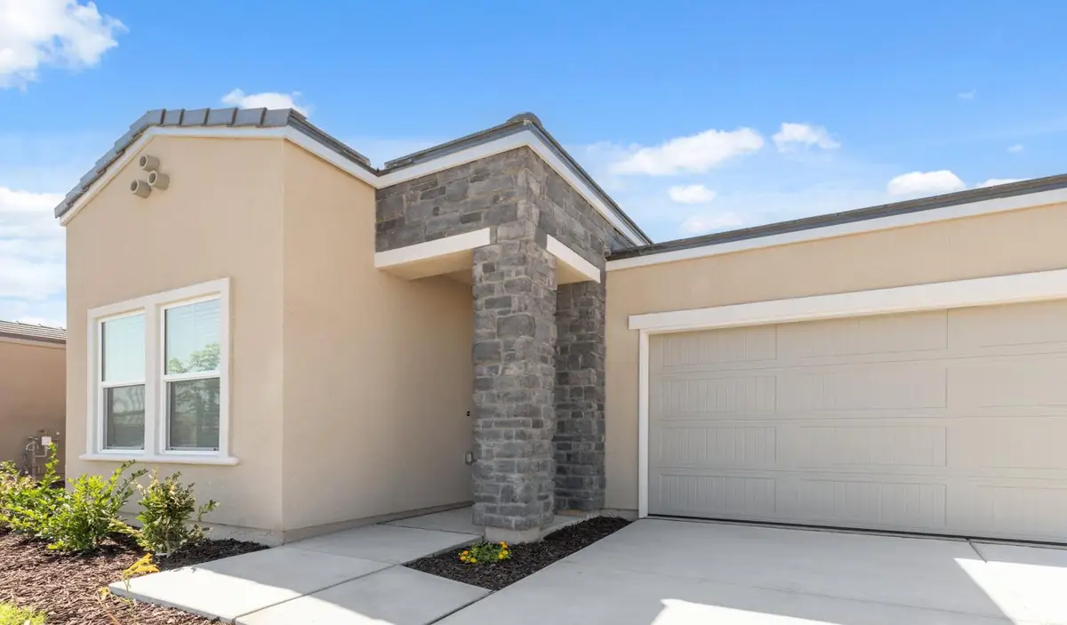 7133 W Willis Avenue, Fresno, CA 93723 - #1