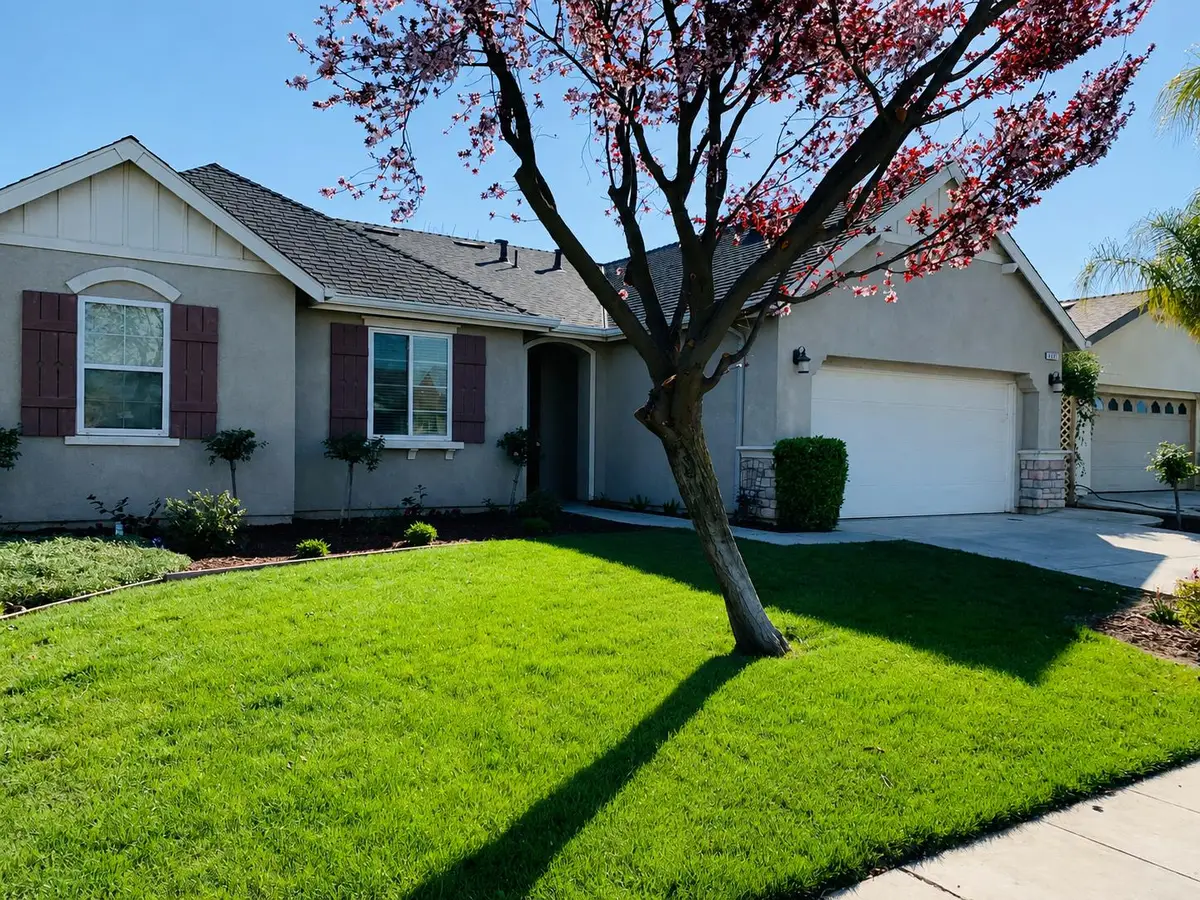 5401 W University Avenue, Fresno, CA 93722 - #1