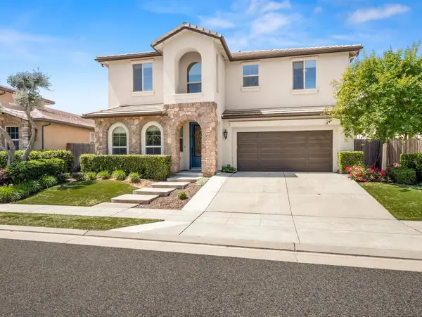 1229 E Via Roma Drive, Fresno, CA 93730