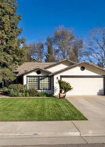 304 E Carob Avenue, Reedley, CA 93654 - #1