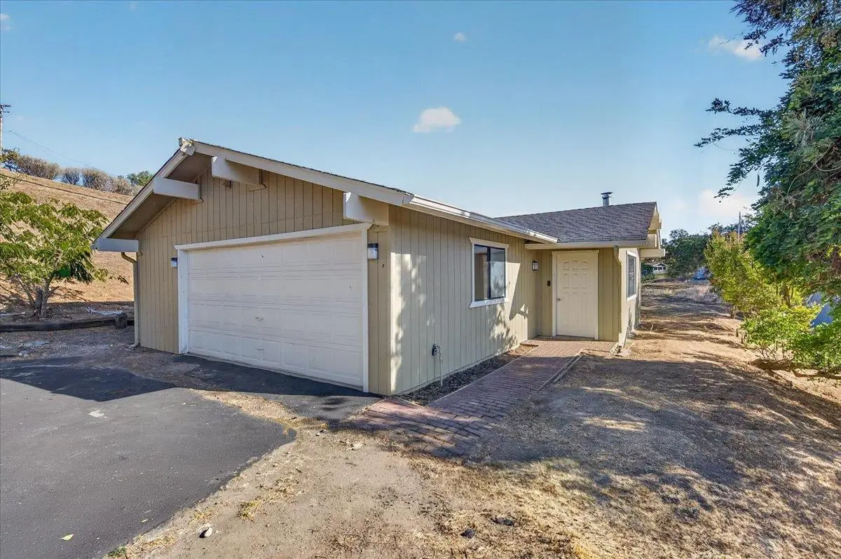 28368 River Road Way, Madera, CA 93636 - #1