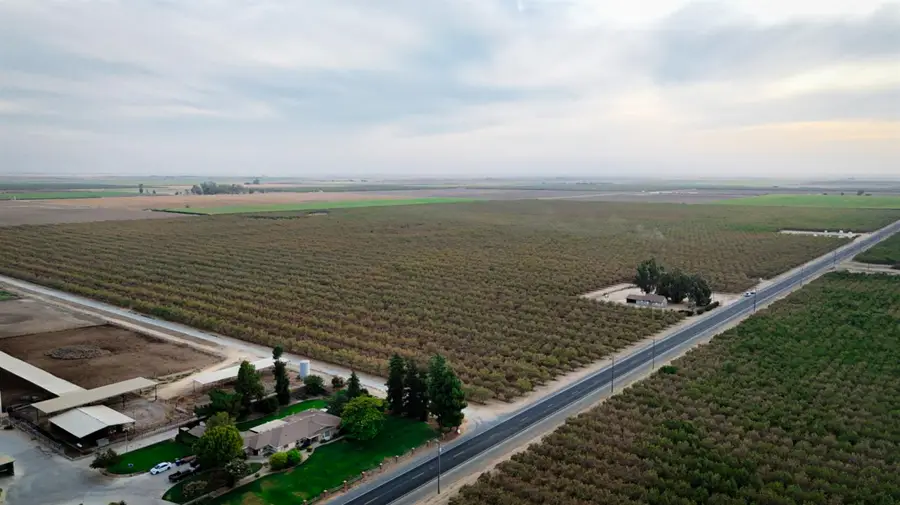 1 Avenue 120, Tipton, CA 93272 - #2