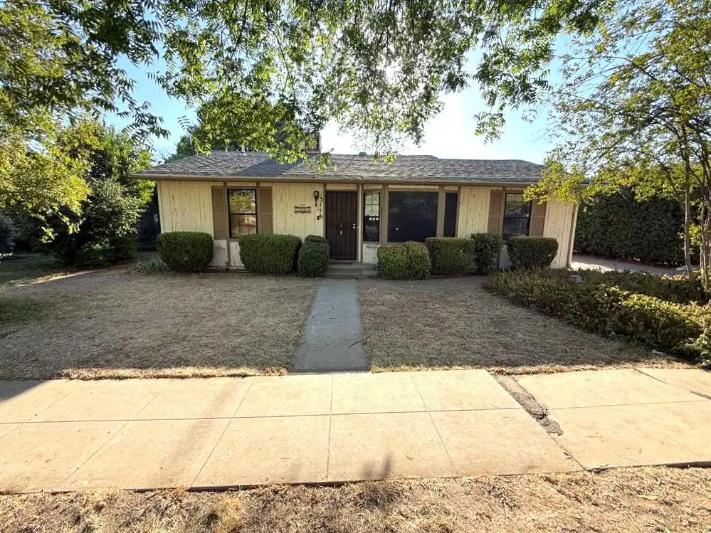 3116 N Arthur Avenue, Fresno, CA 93705 - #1