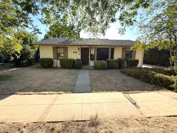 3116 N Arthur Avenue, Fresno, CA 93705
