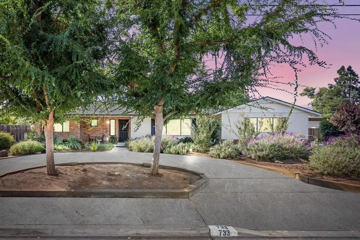 733 W Gettysburg Avenue, Fresno, CA 93705 - #1