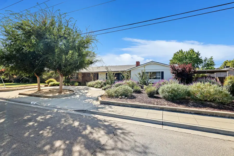 733 W Gettysburg Avenue, Fresno, CA 93705 - #3